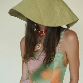 NEXT LOOK
STYLES & ACCESSORIES TREND...